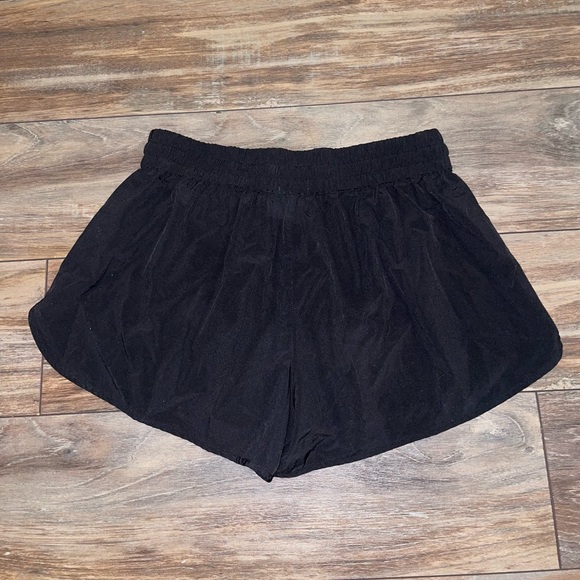 TNA Shorts - Picture 2 of 7